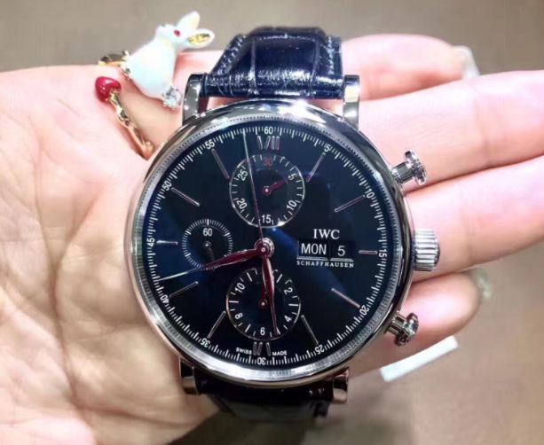 萬國手表表鏡破損的解決辦法(圖) 萬國手表表鏡破損的解決辦法(圖)