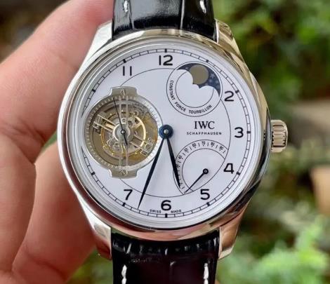 萬(wàn)國(guó)手表走時(shí)偏差原因（圖）