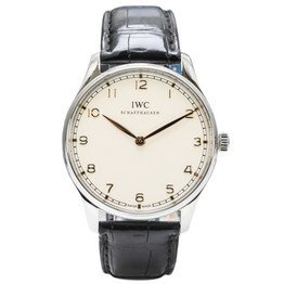 <b>該如何處理萬國手表走快的現(xiàn)象？</b>