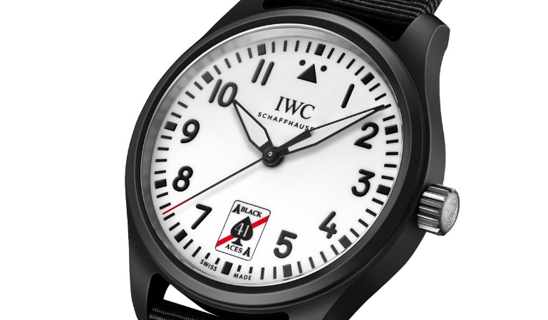 萬(wàn)國(guó)飛行員系列自動(dòng)腕表41“黑桃A”特別版（圖）