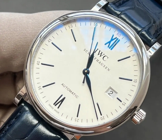 <b>萬(wàn)國(guó)手表如何正確保養(yǎng)？（保養(yǎng)方法）</b>