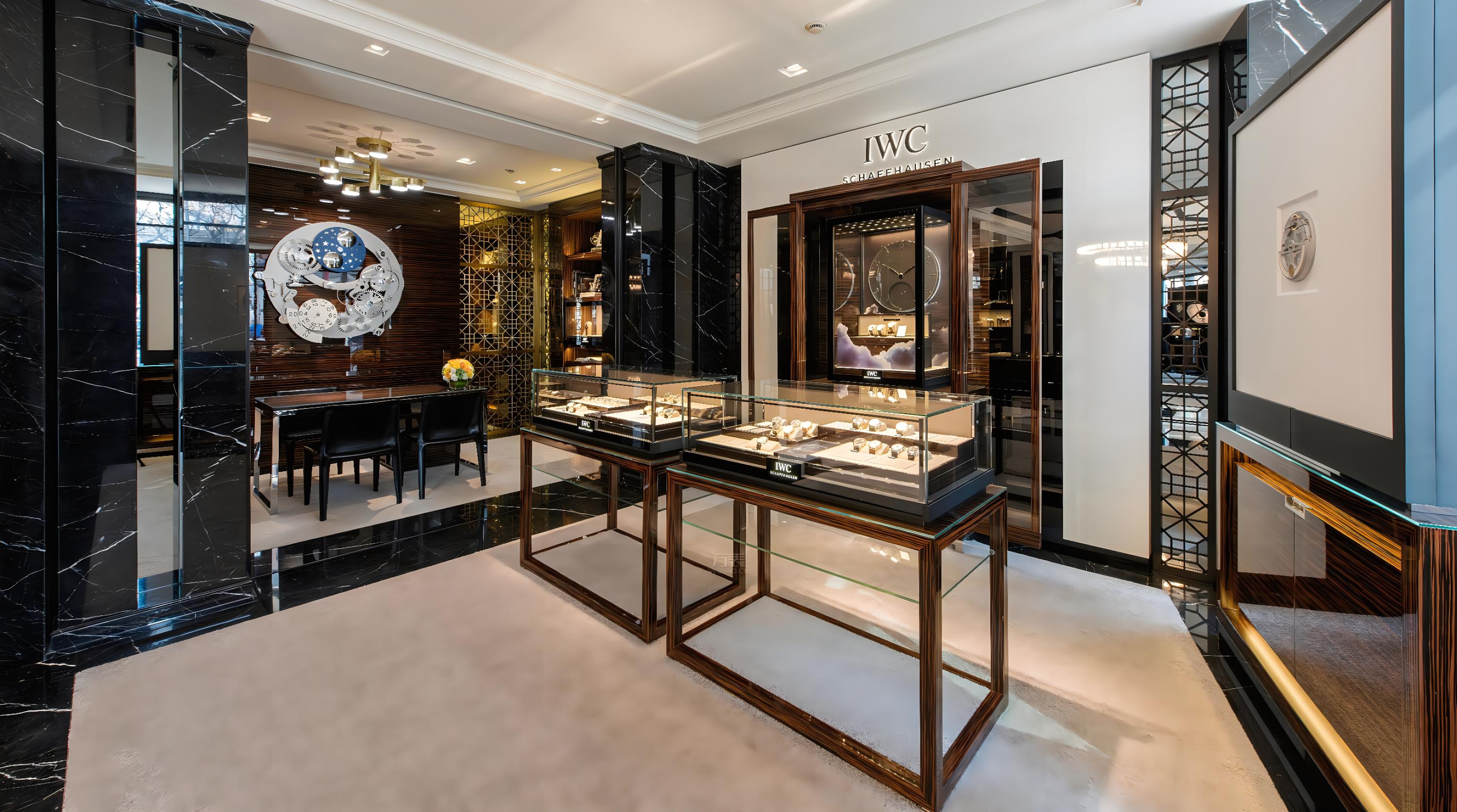 <b>天津萬國維修服務中心地址在哪里？（走時不準原因</b>