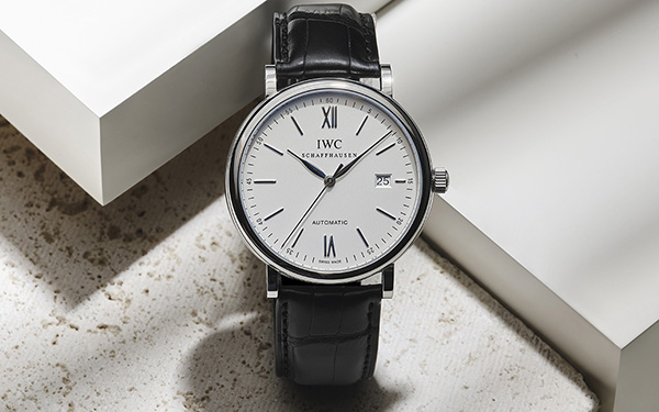 萬國手表里有霧氣怎么辦？（圖）