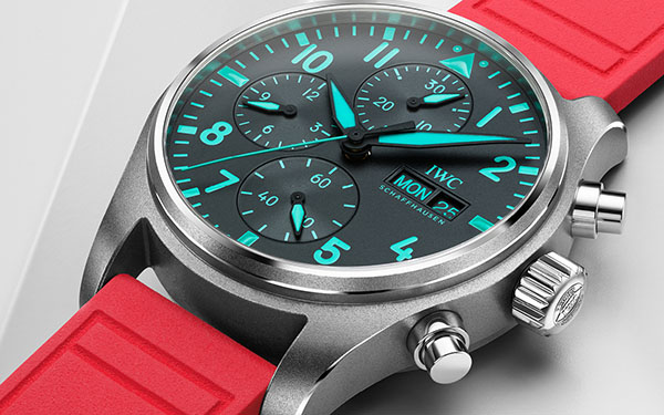 萬國手表撞擺的應對策略(圖) 萬國手表撞擺的應對策略(圖)