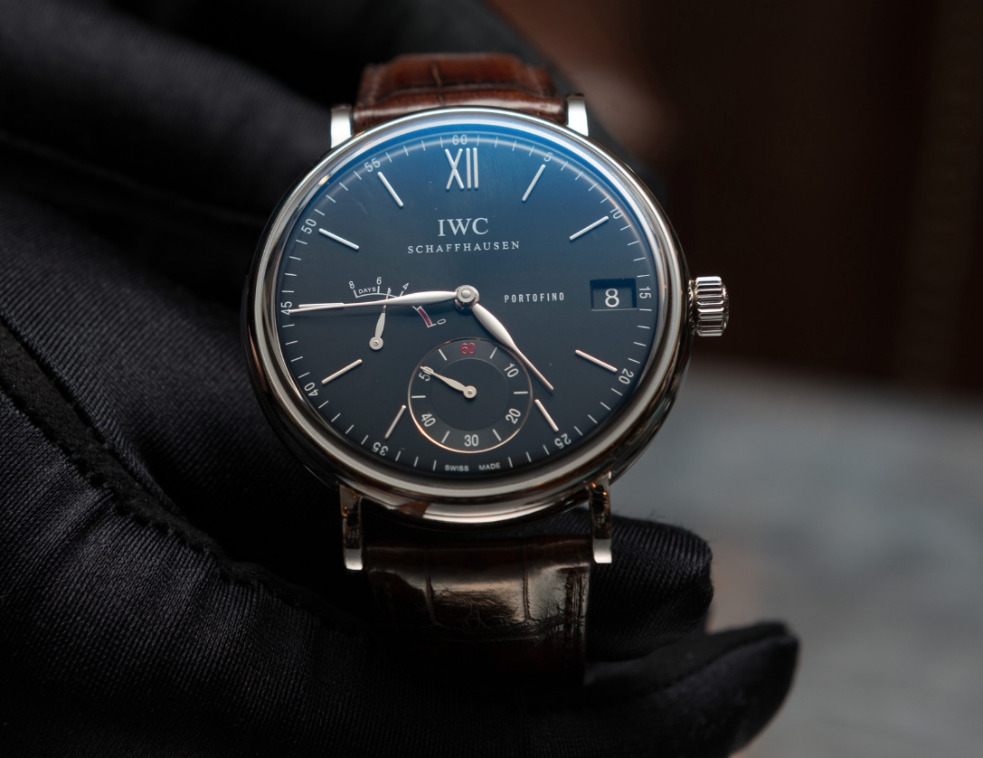 輕松更換萬國手表電池，專業服務為您保駕護航（圖）